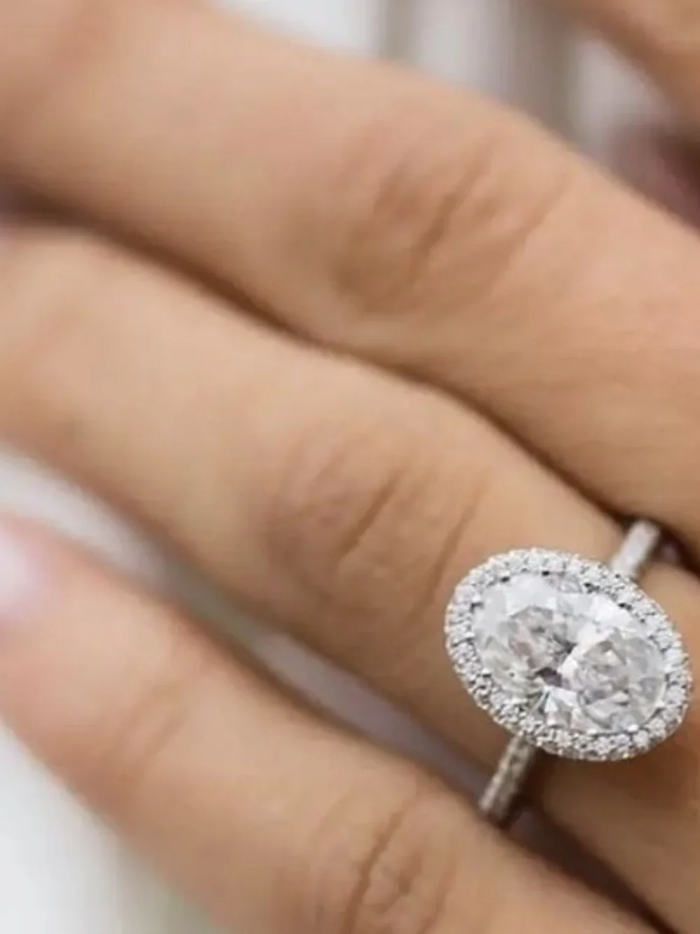 VVS1 1.5 CT* Halo Pave Oval-cut Moissanite Ring Size 8 US*